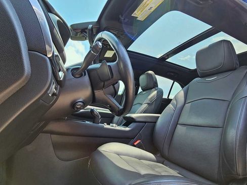 Used 2021 Cadillac XT4 Premium Luxury FWD image 14