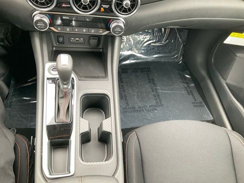 Certified 2025 Nissan Sentra SR image 23