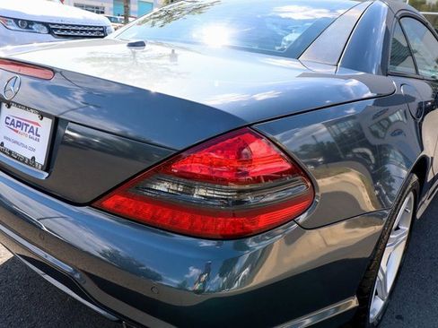 Used 2011 Mercedes-Benz SL 550 image 22