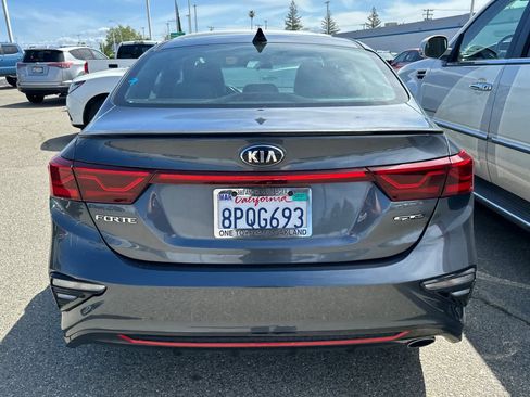 Used 2020 Kia Forte GT-Line FWD image 5
