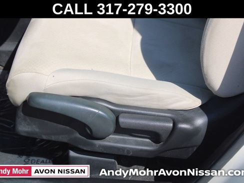Used 2015 Honda CR-V LX image 16