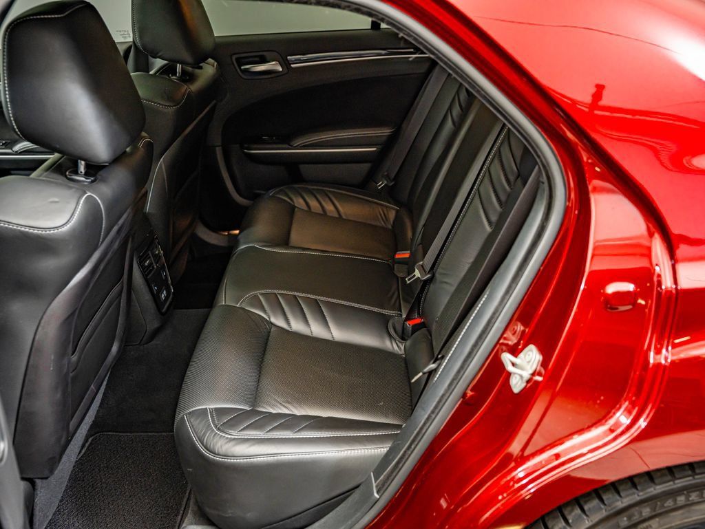 Used 2023 Chrysler 300 C RWD image 41