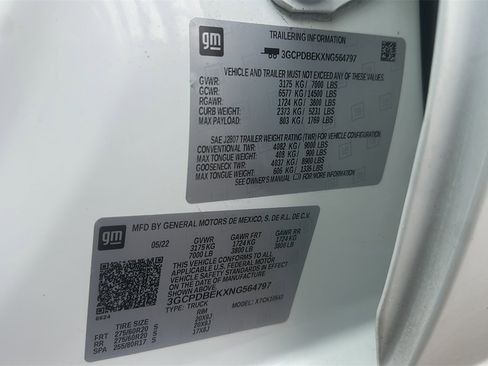 Used 2022 Chevrolet Silverado 1500 Custom w/ LPO, Dark Essentials Package image 8