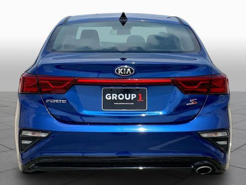 Used 2019 Kia Forte S FWD image 4