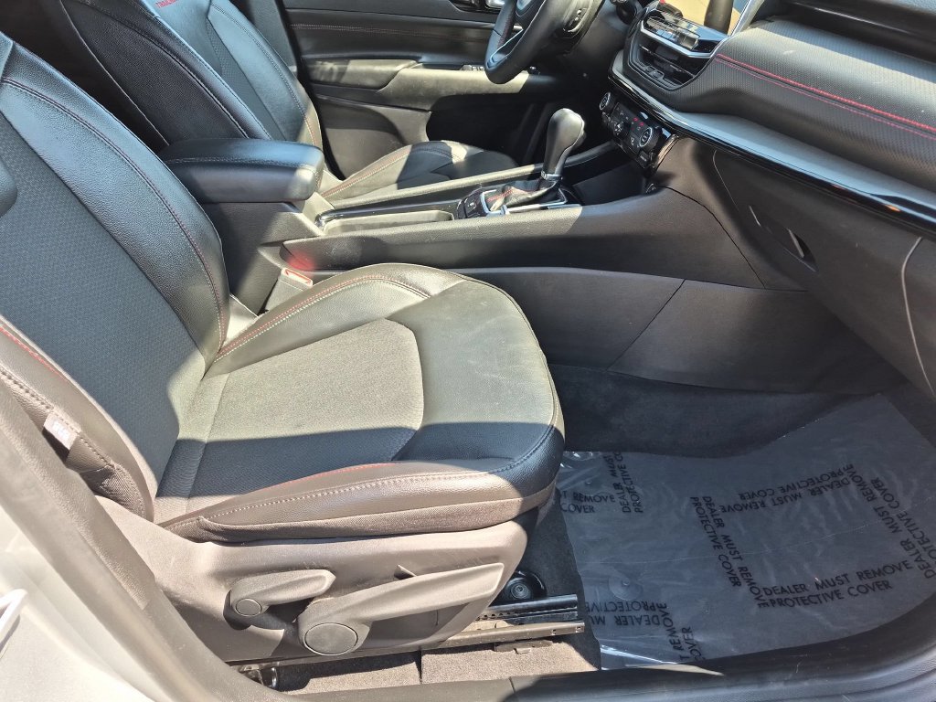Used 2025 Jeep Compass Trailhawk AWD/4WD image 28