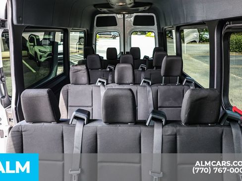 Used 2025 Mercedes-Benz Sprinter 2500 image 22