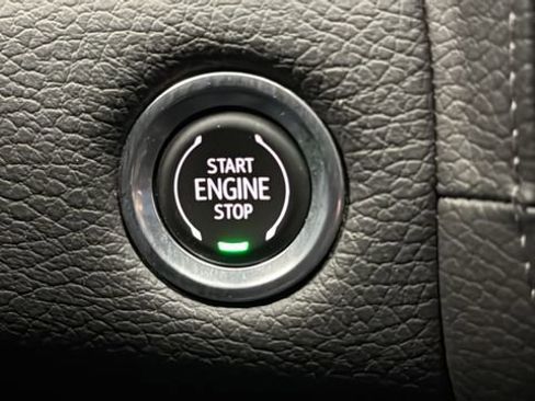 Used 2021 GMC Yukon Denali image 22