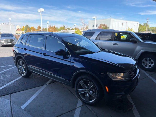 Used 2021 Volkswagen Tiguan SEL w/ 2-Row Tiguan MDO Package AWD/4WD image 2