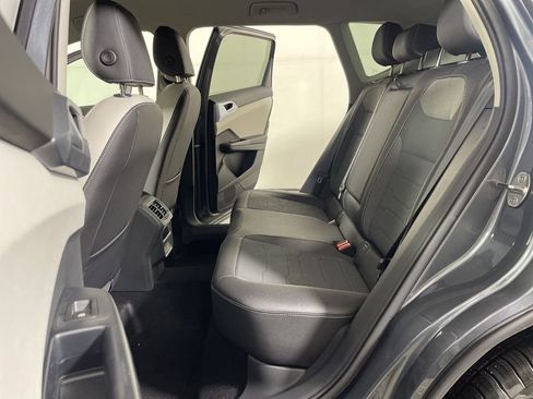 New 2026 Volkswagen Taos SE AWD/4WD image 18