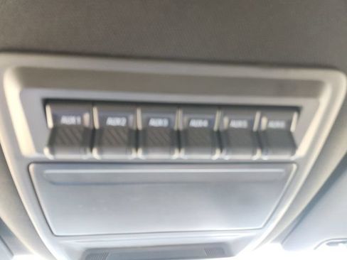 Certified 2025 Ford Ranger Raptor AWD/4WD image 31