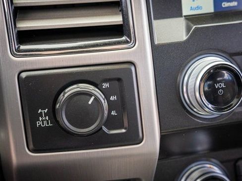 Used 2020 Ford F350 Platinum image 28