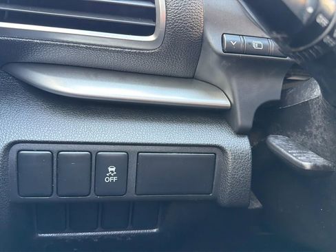 Used 2018 Mitsubishi Eclipse Cross ES AWD/4WD image 15