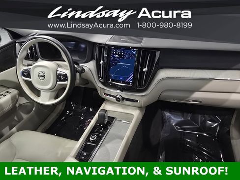Used 2024 Volvo XC60 B5 Plus image 10