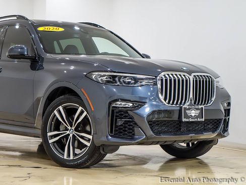 Used 2020 BMW X7 xDrive40i w/ M Sport Package AWD/4WD image 2