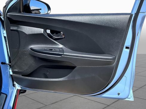 Used 2020 Hyundai Veloster N w/ Performance Package FWD image 11