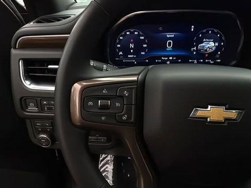 Used 2024 Chevrolet Tahoe High Country AWD/4WD image 23