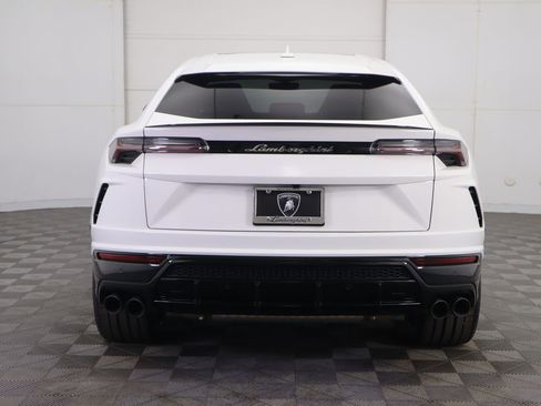 Used 2022 Lamborghini Urus image 6