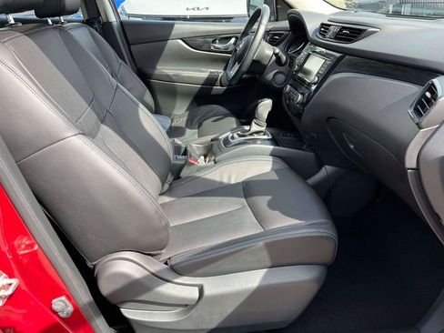 Used 2022 Nissan Rogue Sport SL image 12