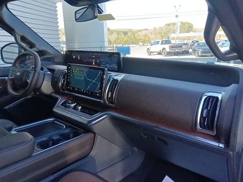 New 2025 Ford Expedition King Ranch AWD/4WD image 43