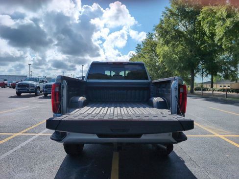 New 2026 GMC Sierra 2500 Denali w/ Denali Reserve Package AWD/4WD image 6