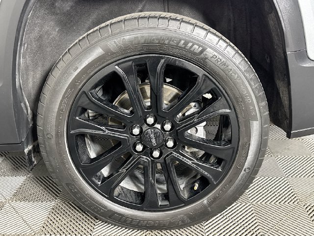 Used 2023 GMC Acadia SLT w/ Elevation Edition FWD image 38