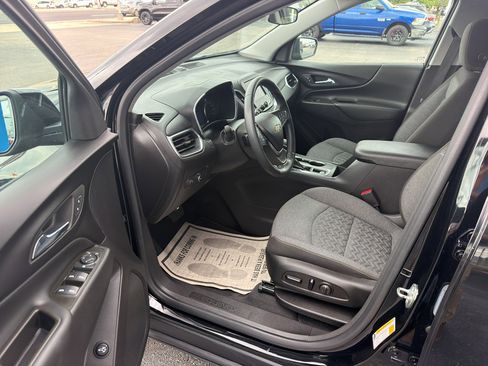 Used 2024 Chevrolet Equinox LT FWD image 7