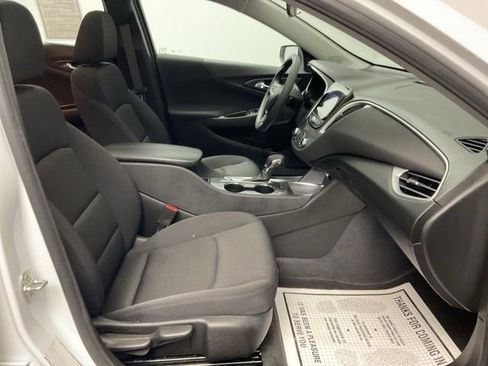 Certified 2024 Chevrolet Malibu LT image 25