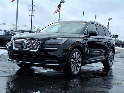 Certified 2022 Lincoln Corsair Reserve w/ Elements Package image 3