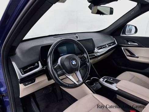 Used 2023 BMW X1 xDrive28i w/ Convenience Package AWD/4WD image 9