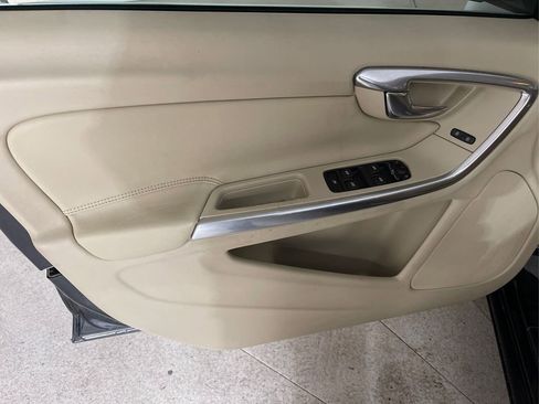 Used 2015 Volvo S60 T5 Premier image 27