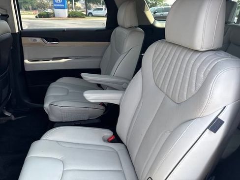 Certified 2023 Hyundai Palisade Limited image 13
