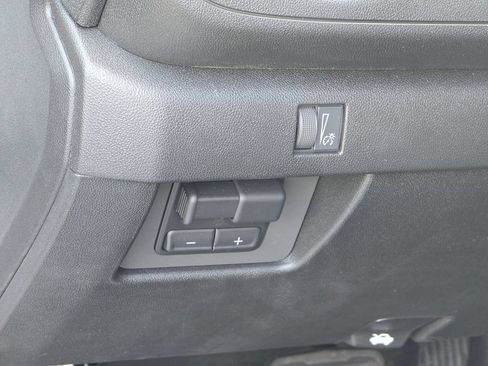 New 2026 Chevrolet Colorado Trail Boss AWD/4WD image 34