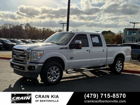 Used 2011 Ford F250 Lariat w/ Lariat Ultimate Pkg image 3