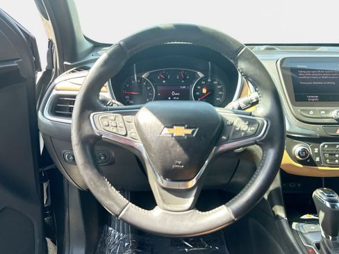 Used 2020 Chevrolet Equinox Premier FWD image 16