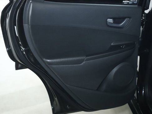 Used 2022 Hyundai Kona SEL image 13