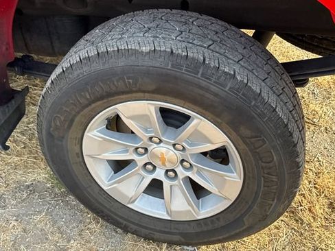 Used 2025 Chevrolet Silverado 1500 LT RWD image 4