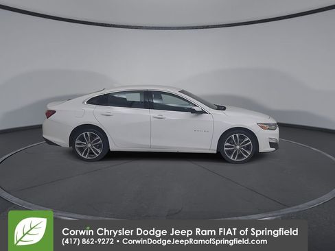 Used 2024 Chevrolet Malibu LT image 17