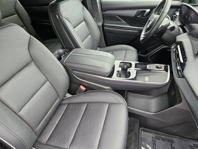 Used 2026 Buick Enclave Sport Touring FWD image 18