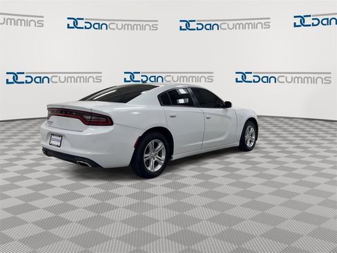 Used 2022 Dodge Charger SXT image 8
