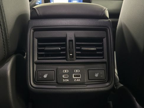 Used 2026 Subaru Outback Limited XT AWD/4WD image 30
