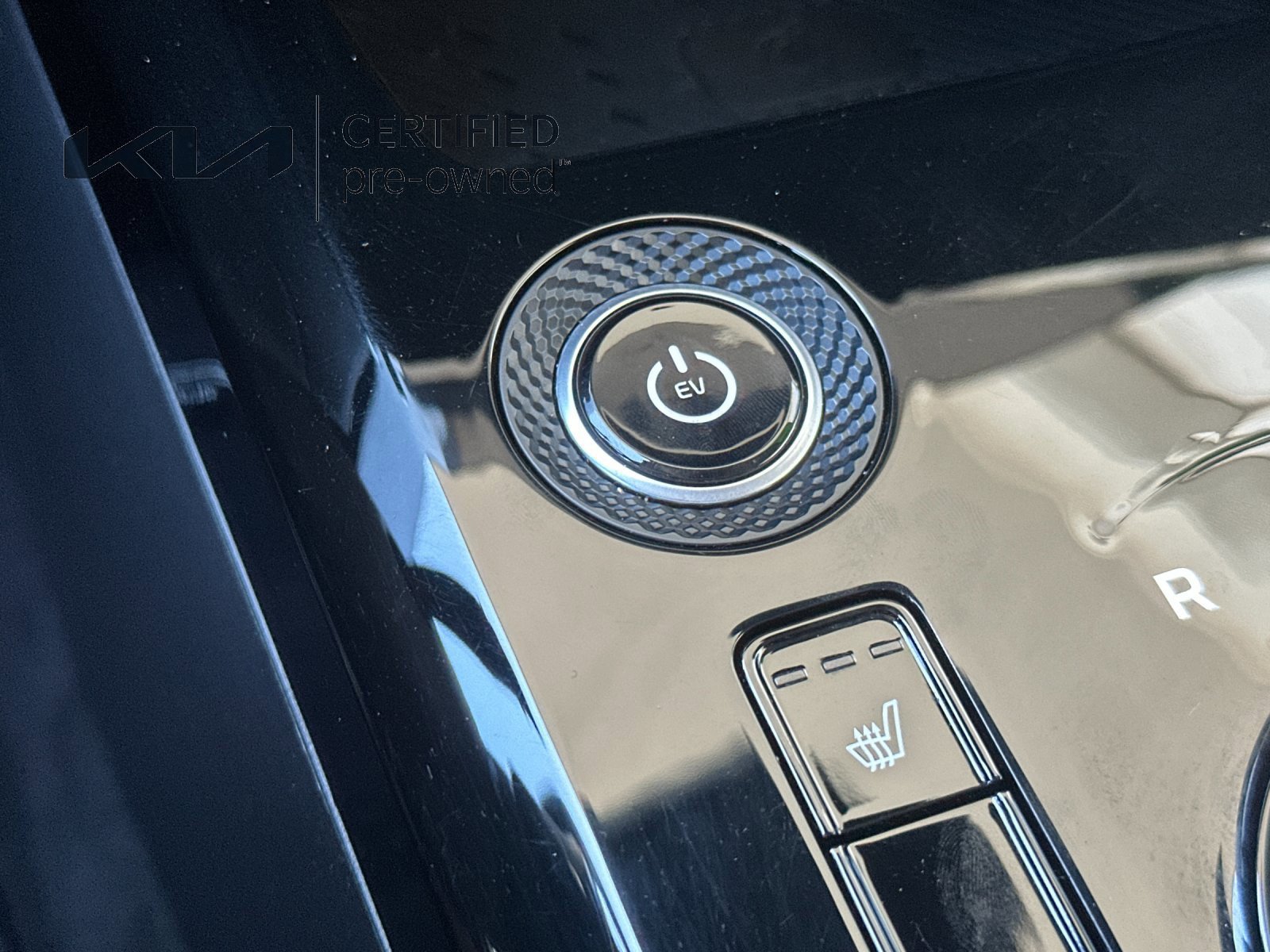 Certified 2023 Kia Niro Wind FWD image 24