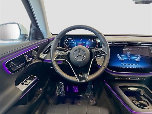 Used 2025 Mercedes-Benz E 450 4MATIC Sedan w/ Winter Package image 24