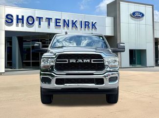 Used 2024 RAM 2500 Tradesman w/ Chrome Appearance Group AWD/4WD video 2