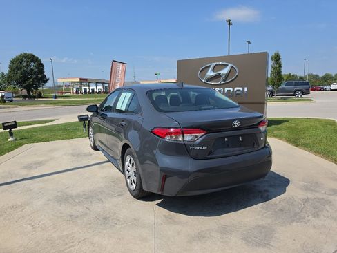 Used 2024 Toyota Corolla LE FWD image 7