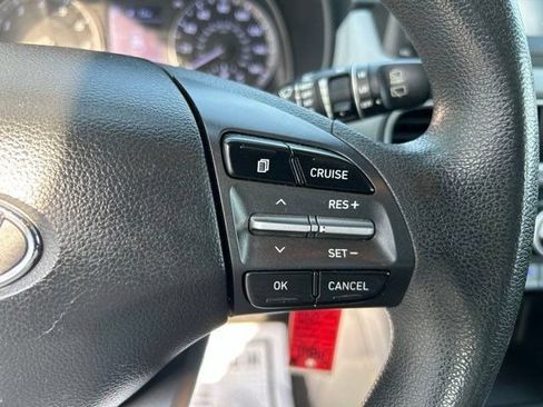Used 2020 Hyundai Kona SE FWD image 17