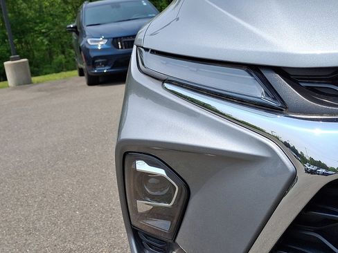 Used 2023 Chevrolet Blazer LT w/ Convenience Package image 9