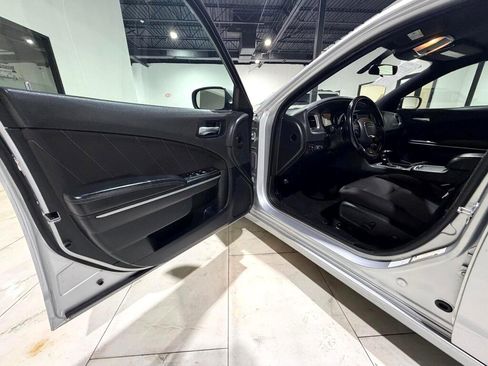 Used 2022 Dodge Charger SXT image 25