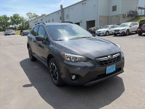 Certified 2022 Subaru Crosstrek 2.0i Premium AWD/4WD image 11