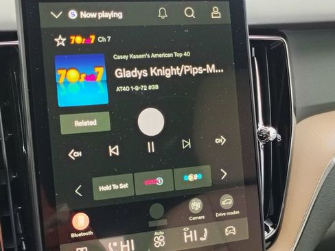 New 2026 Volvo XC60 B5 Plus w/ Climate Package image 19