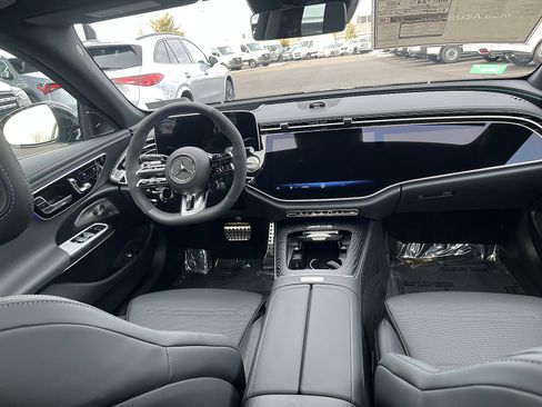 New 2026 Mercedes-Benz E 53 AMG e 4MATIC Sedan image 13